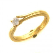 Кольцо из жёлтого золота 750 пробы с бриллиантом